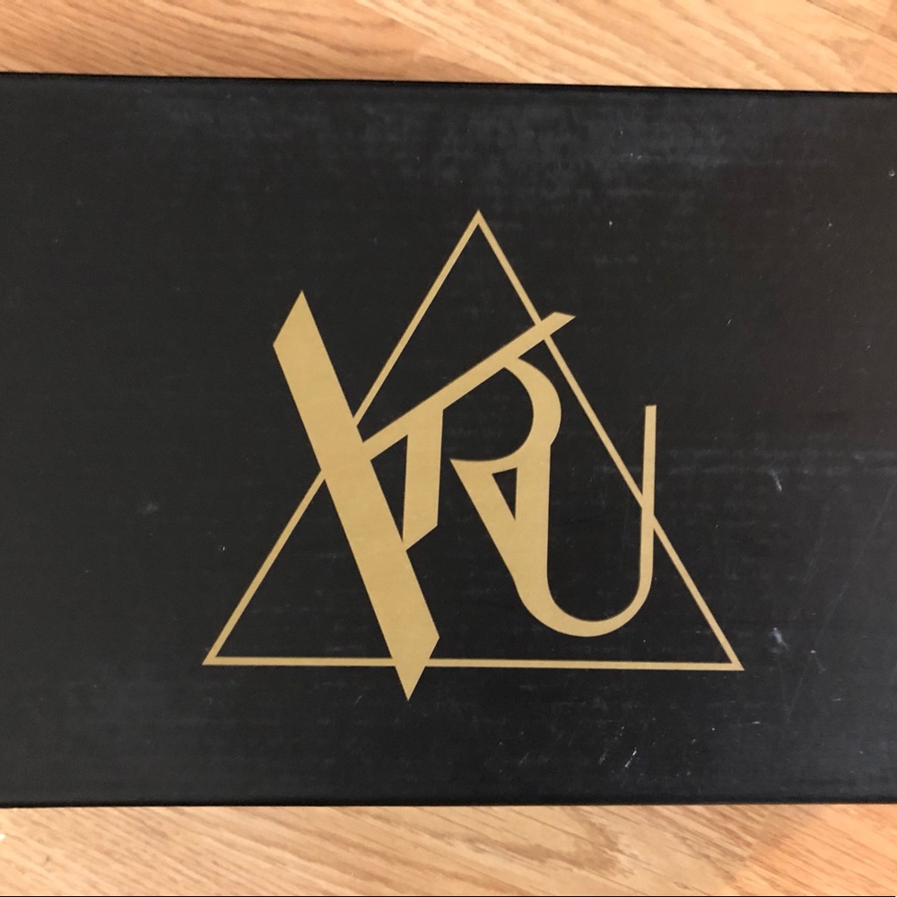 YRU Weed Loafers